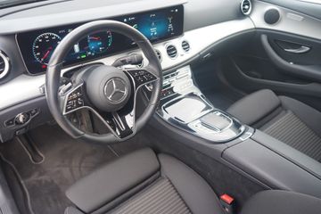 Mercedes E 300 - 9