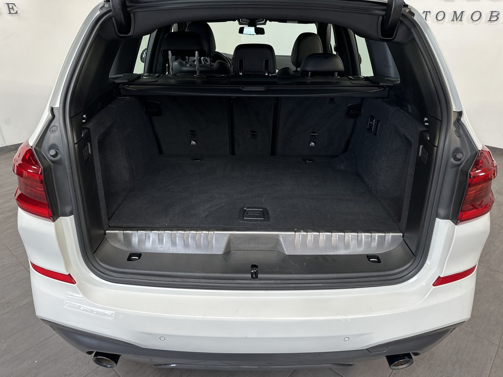 Fahrzeugabbildung BMW X3 xDrive30e M-Sport NAV+LED+ACC+PANO+360°+20ZO