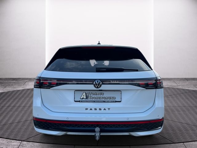 Fahrzeugabbildung Volkswagen Passat Variant 2.0 TDI DSG R-Line AHK NAV HARMAN