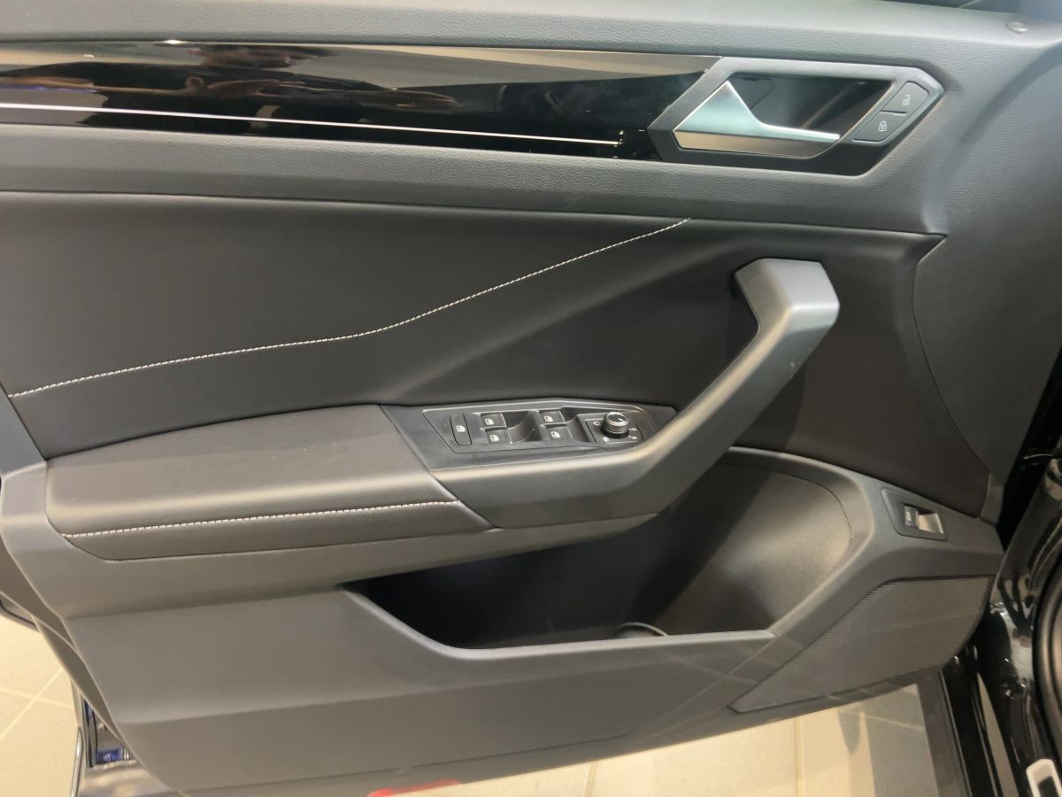 Volkswagen T-Roc - Bild 16