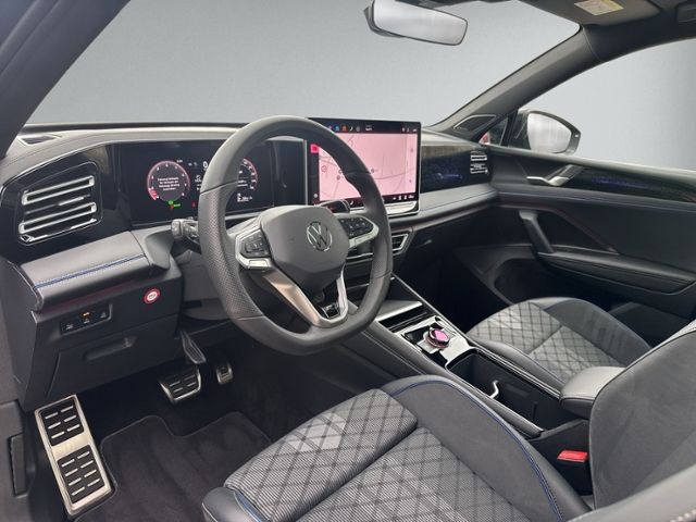 Tiguan 1.5 eTSI DSG R-LINE PANO+360°+IQ.LIGHT+HE