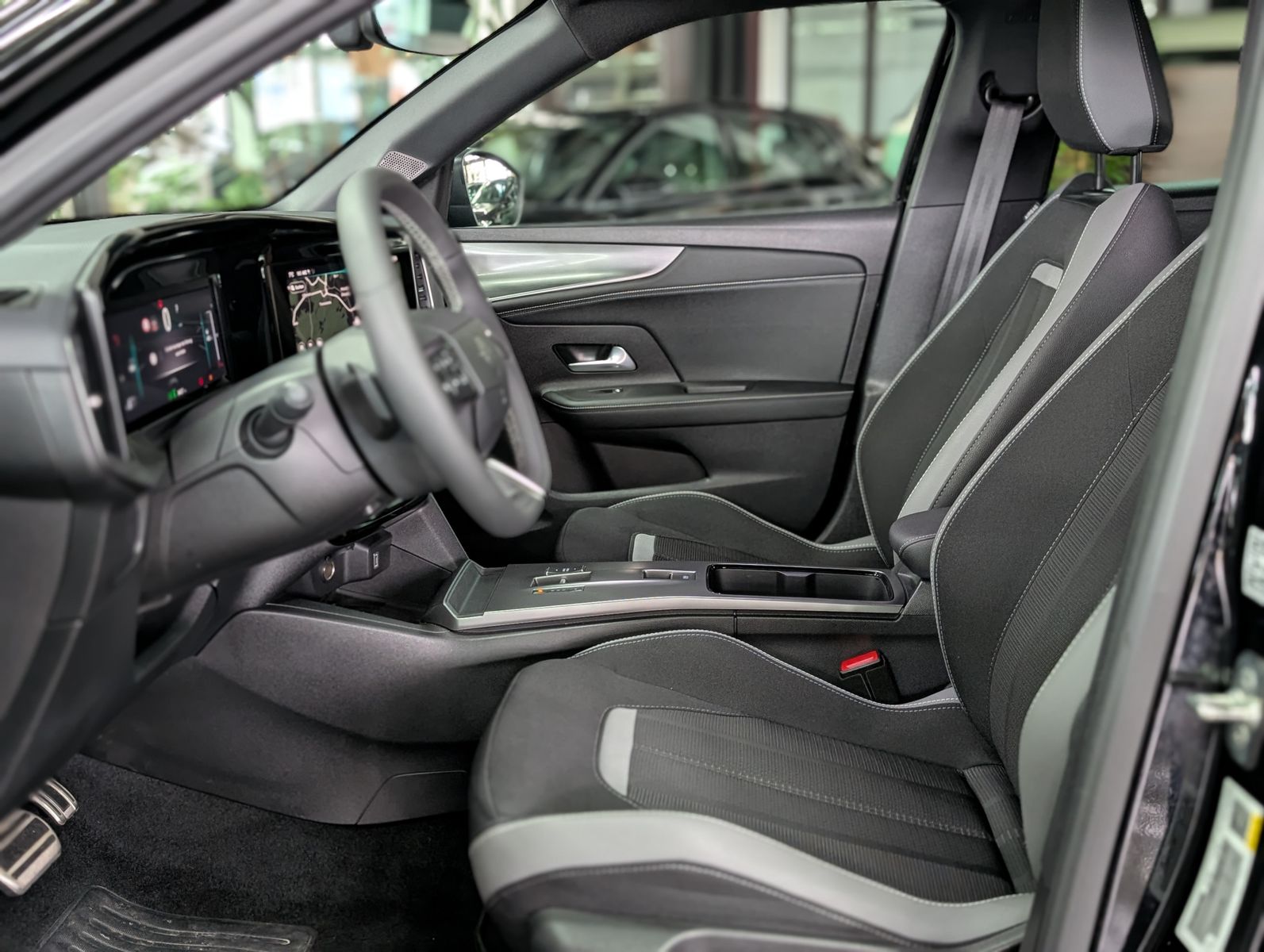 Fahrzeugabbildung Opel Mokka GS BLACK INTEL LUX TECH KAM SHZ BHL VIRT