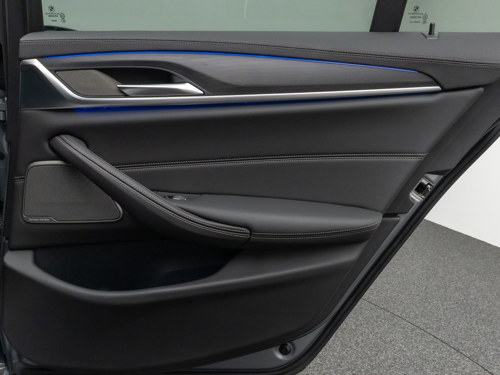 Fahrzeugabbildung BMW 540d xD M Sport Pro Laser Kamera HUD DAB H/K 20"