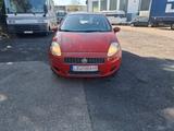 Fiat Punto 1.4 8V Active - Fiat Punto Gebrauchtwagen in Stuttgart