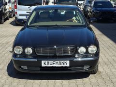 Fahrzeugabbildung XJ 6 3.0