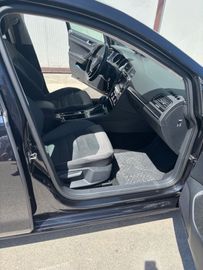 Volkswagen Golf - 9