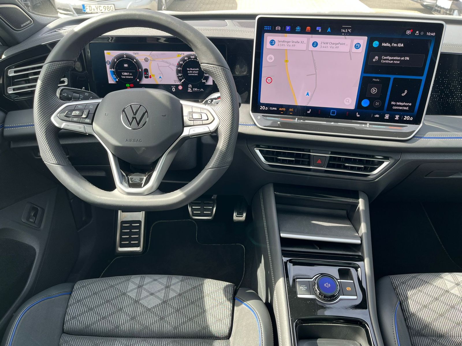 Изображение автомобиля Volkswagen Tiguan 2.0 TDI 4M R-Line PANO*H&amp;K*AHK*MATRIX*20"