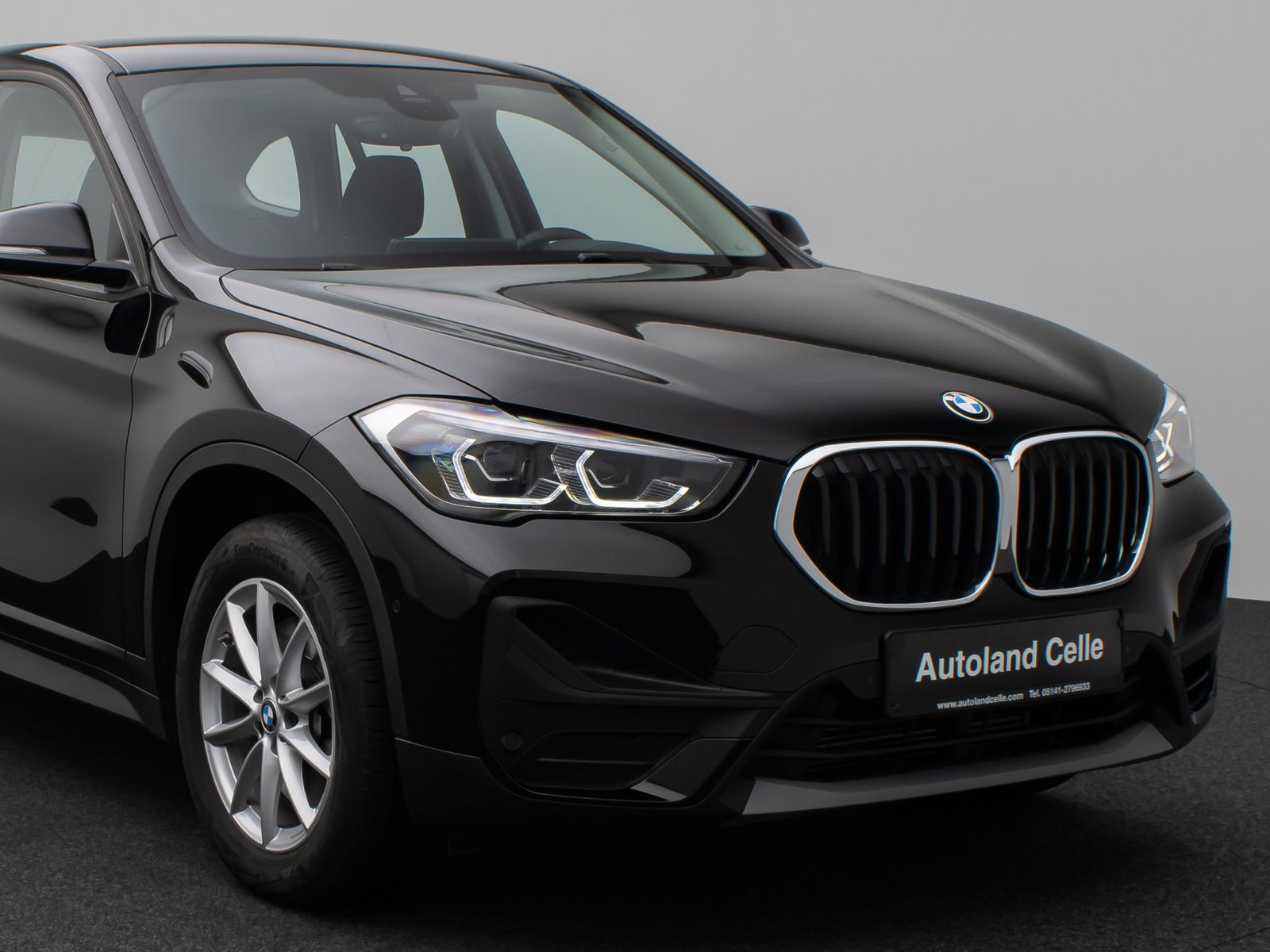 Fahrzeugabbildung BMW X1 sD20i Kamera HUD DAB Alarm Geschwindigkeitsre