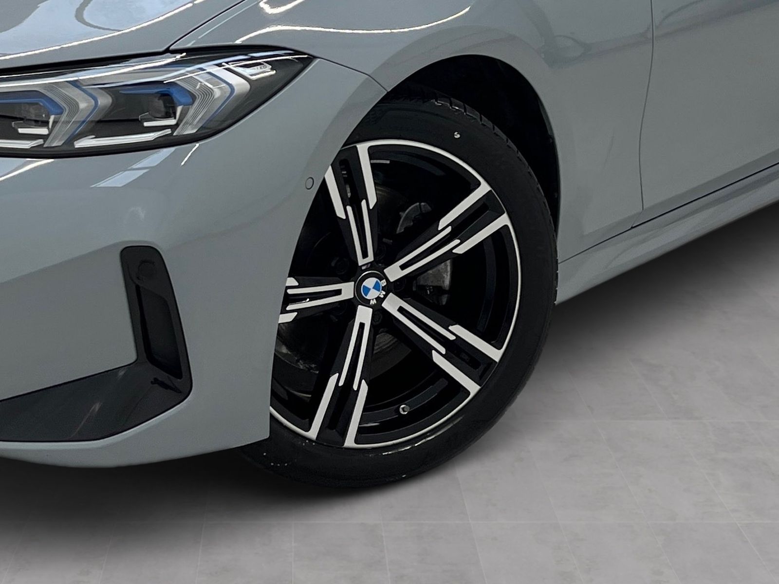 BMW 320 - Bild 8