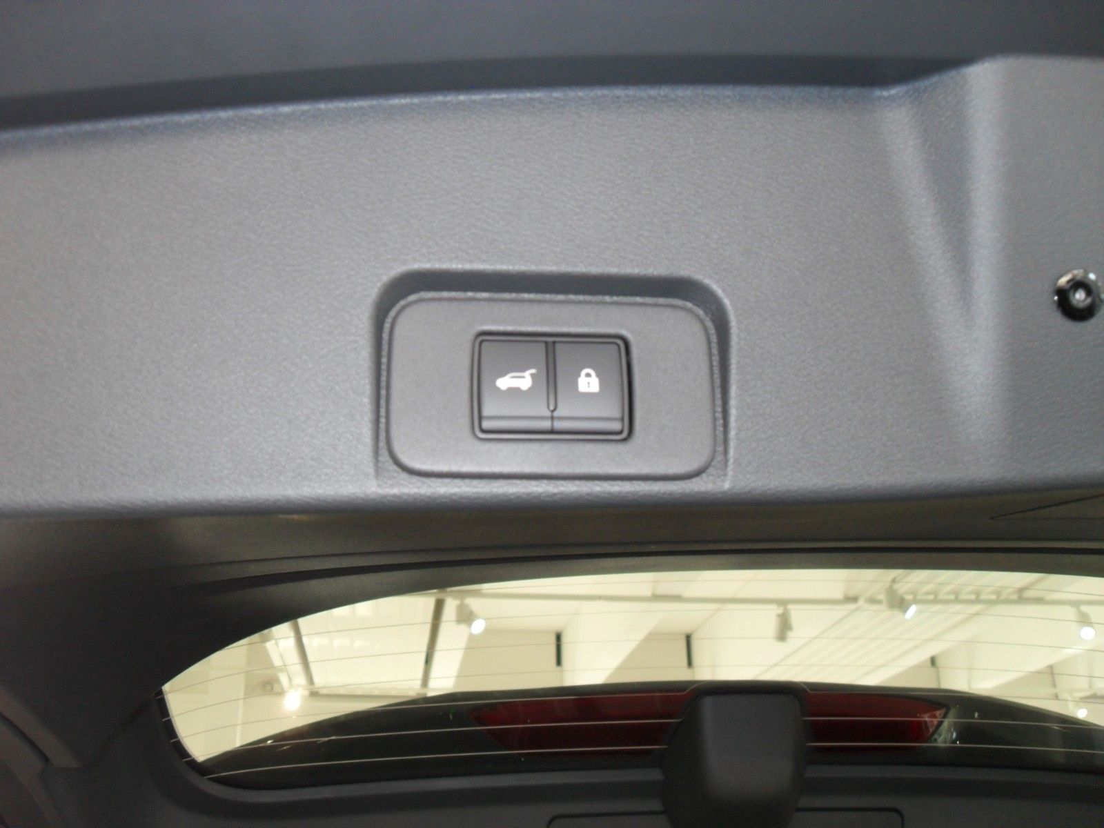 Fahrzeugabbildung Nissan X-Trail e-Power e-4orce Tekna | Head-up