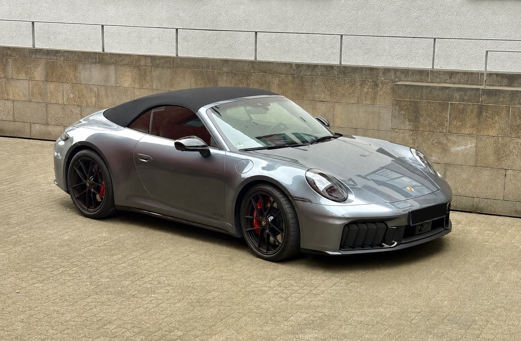 Porsche 992