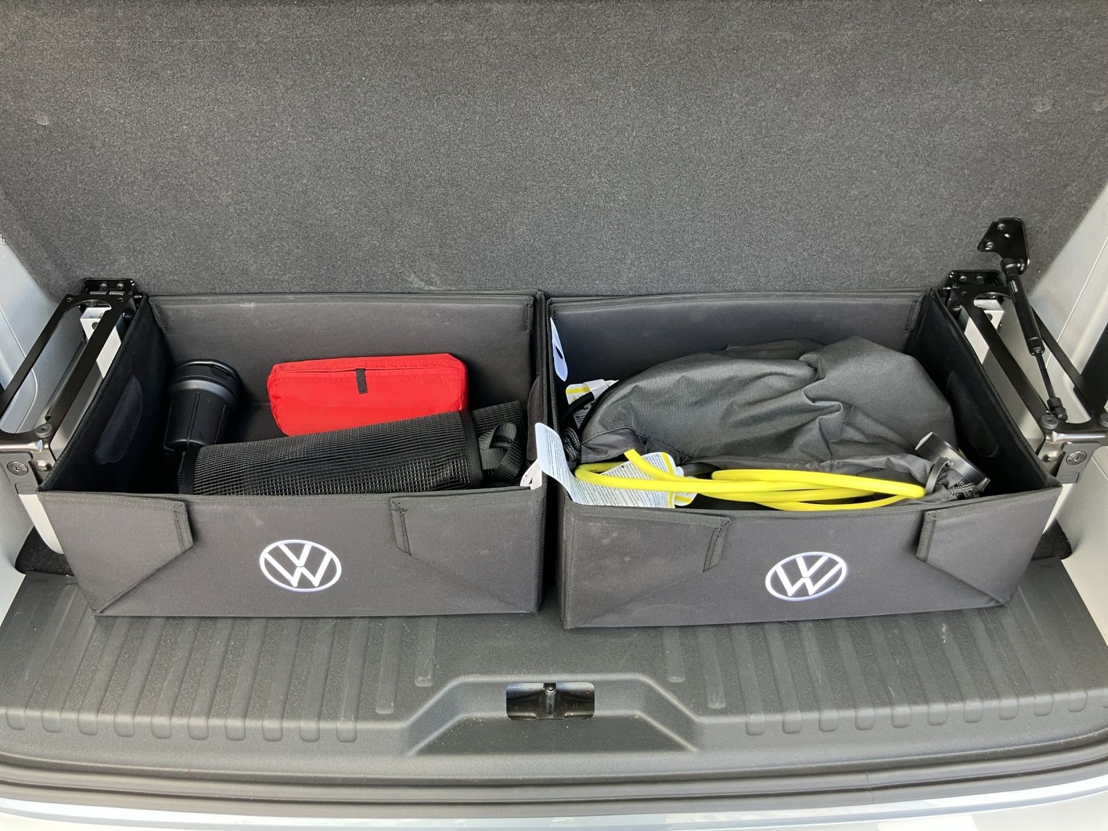 Fahrzeugabbildung Volkswagen ID.Buzz Pro Matrix AHK Navi ACC