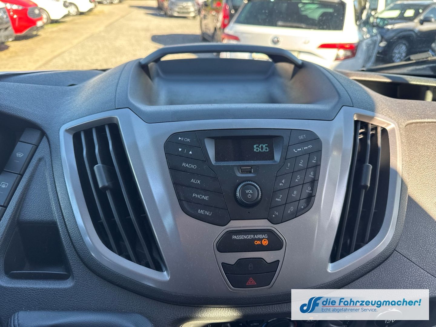 Fahrzeugabbildung Ford Transit Kombi 350 L3 Trend Temp *2641