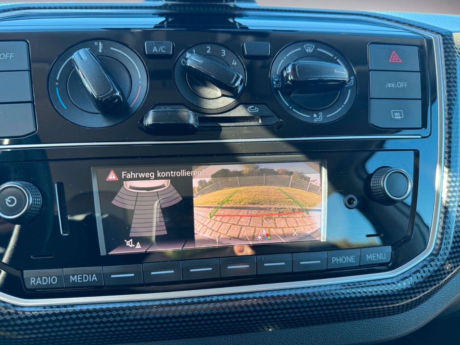 Fahrzeugabbildung Volkswagen up! move up! 1.0 MPI