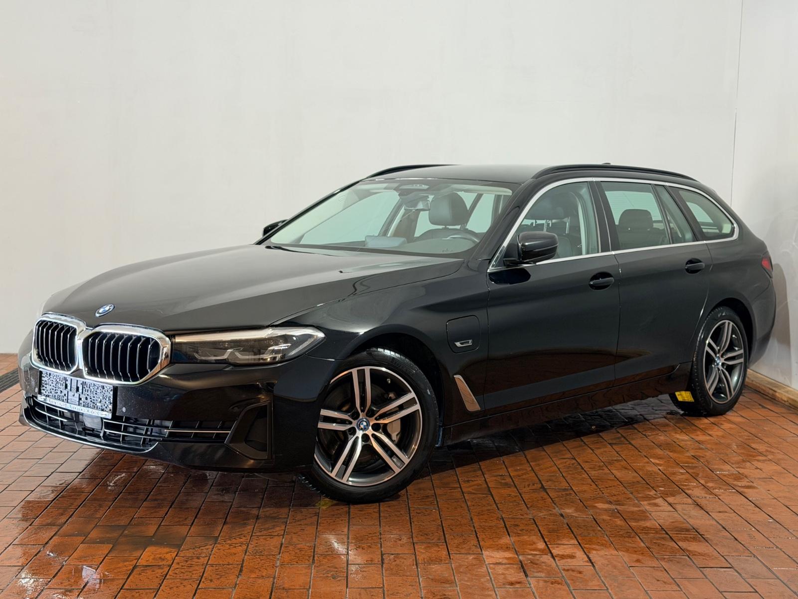 BMW 530e Kamera ACC Leder Ahk Garantie 1.Hand