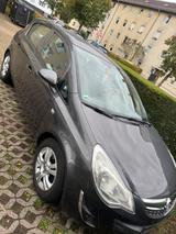 Opel corsa 2011 - Opel Corsa mit Benzin-Antrieb: Kombi