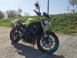 Triumph Street Triple - TRIUMPH 2008 STREET TRIPLE