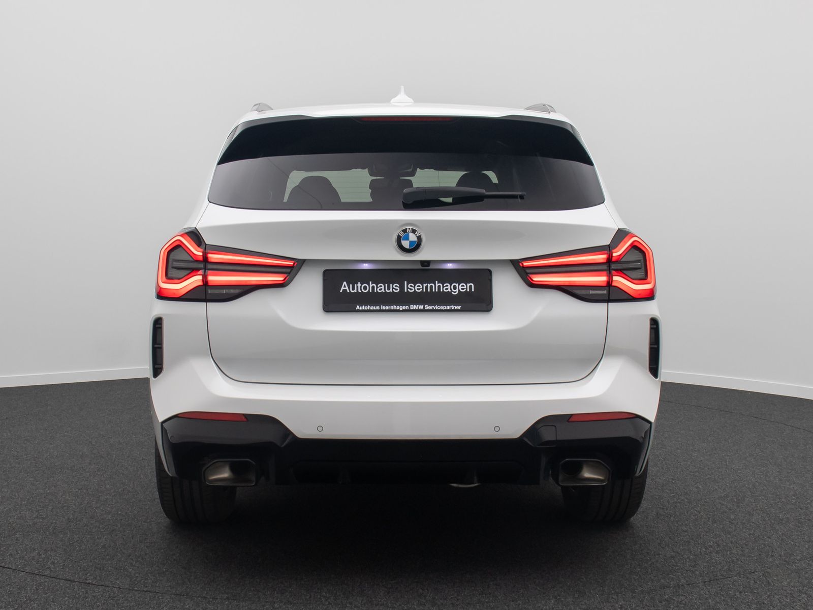 Fahrzeugabbildung BMW X3 xD20d M Sport DAB Kamera AHK HiFi Alarm 19Zol