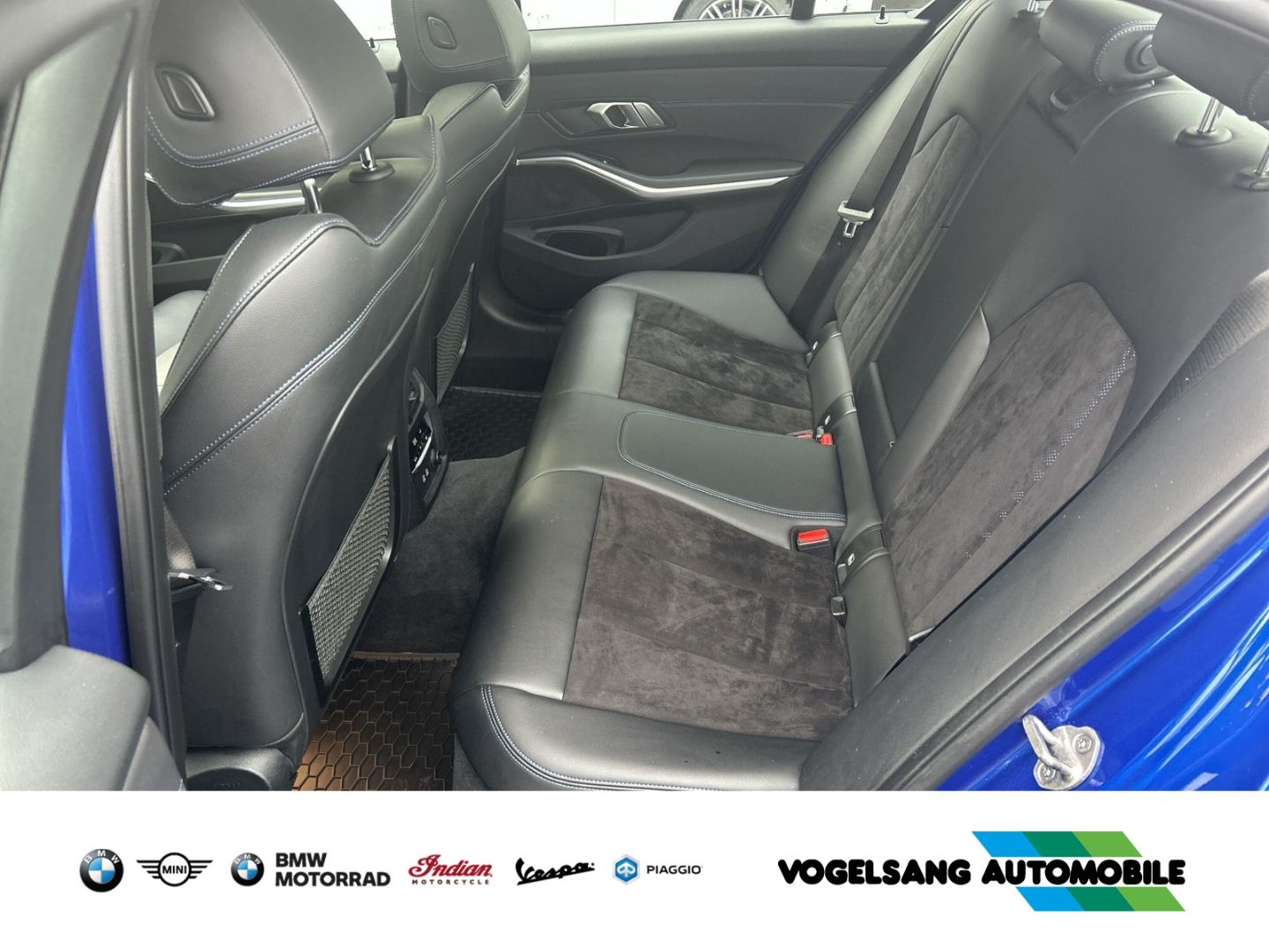 Fahrzeugabbildung BMW 320 i Limousine M Sport Head-Up Glasdach 19'LM P