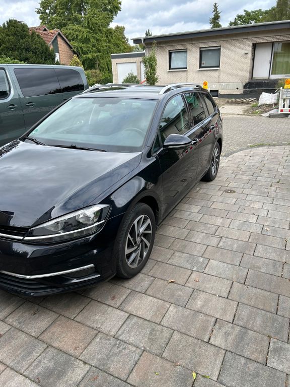 Image of Volkswagen Golf