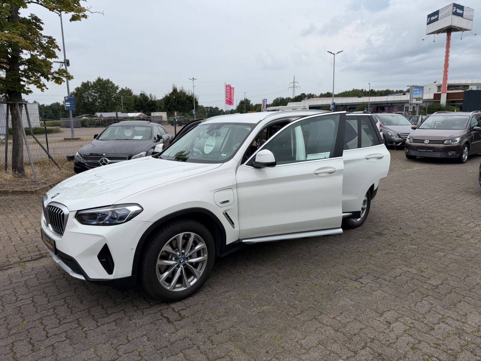 BMW X3 xDrive 30 e/hybrid/Benzin X-line 2 Hand imagem 3