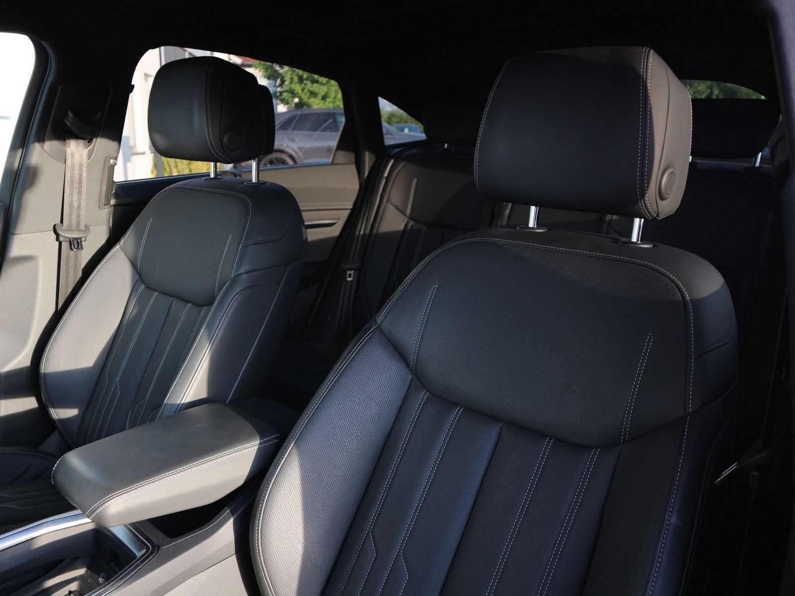 Audi Q8 e-tron - Bild 12