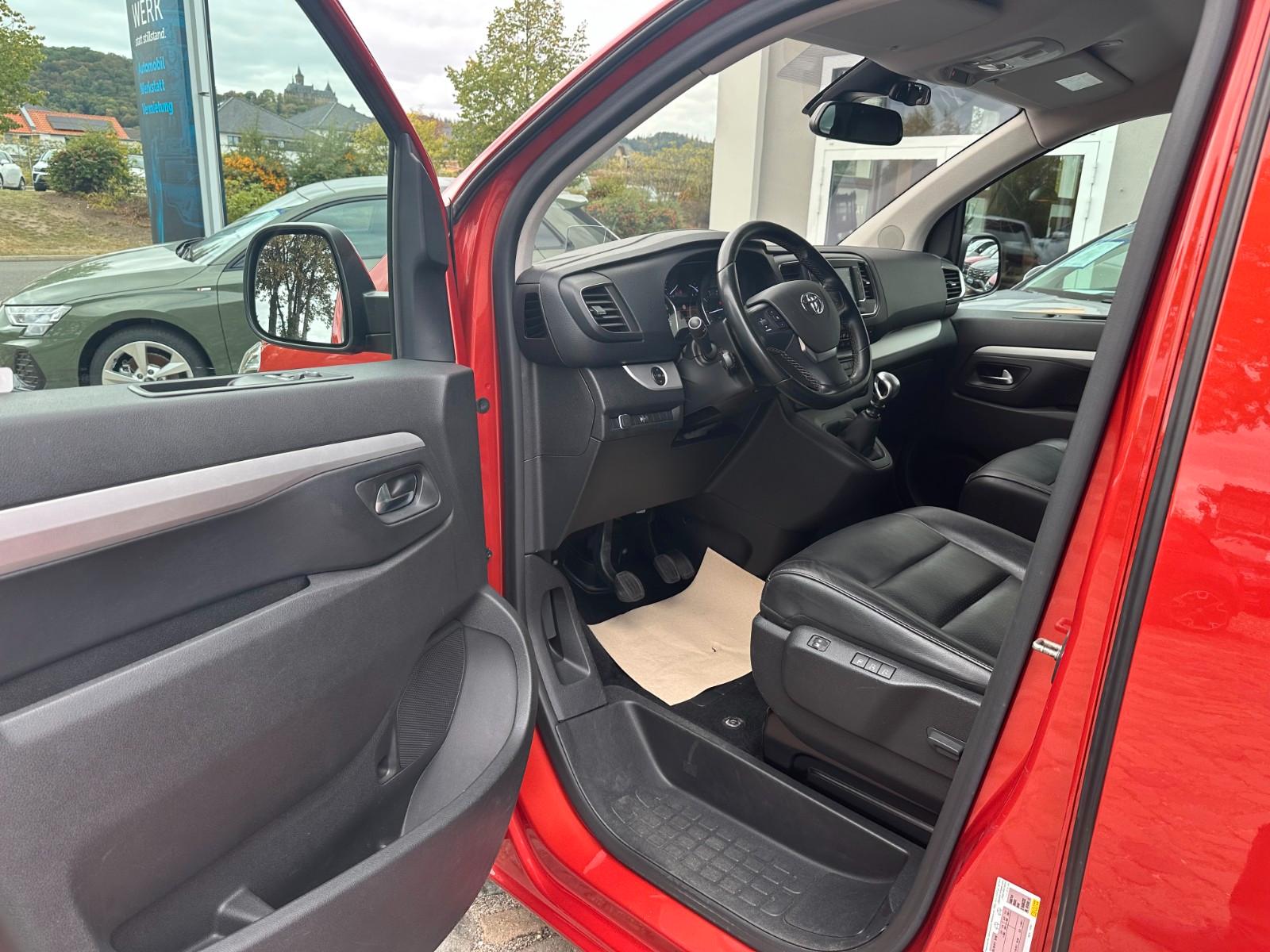 Toyota Proace Verso L1 Team Deutschland AHK Standhzg.