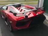 Lamborghini Aventador SVJ Roadster, Werksgarantie 06/2026 - rote Lamborghini Aventador