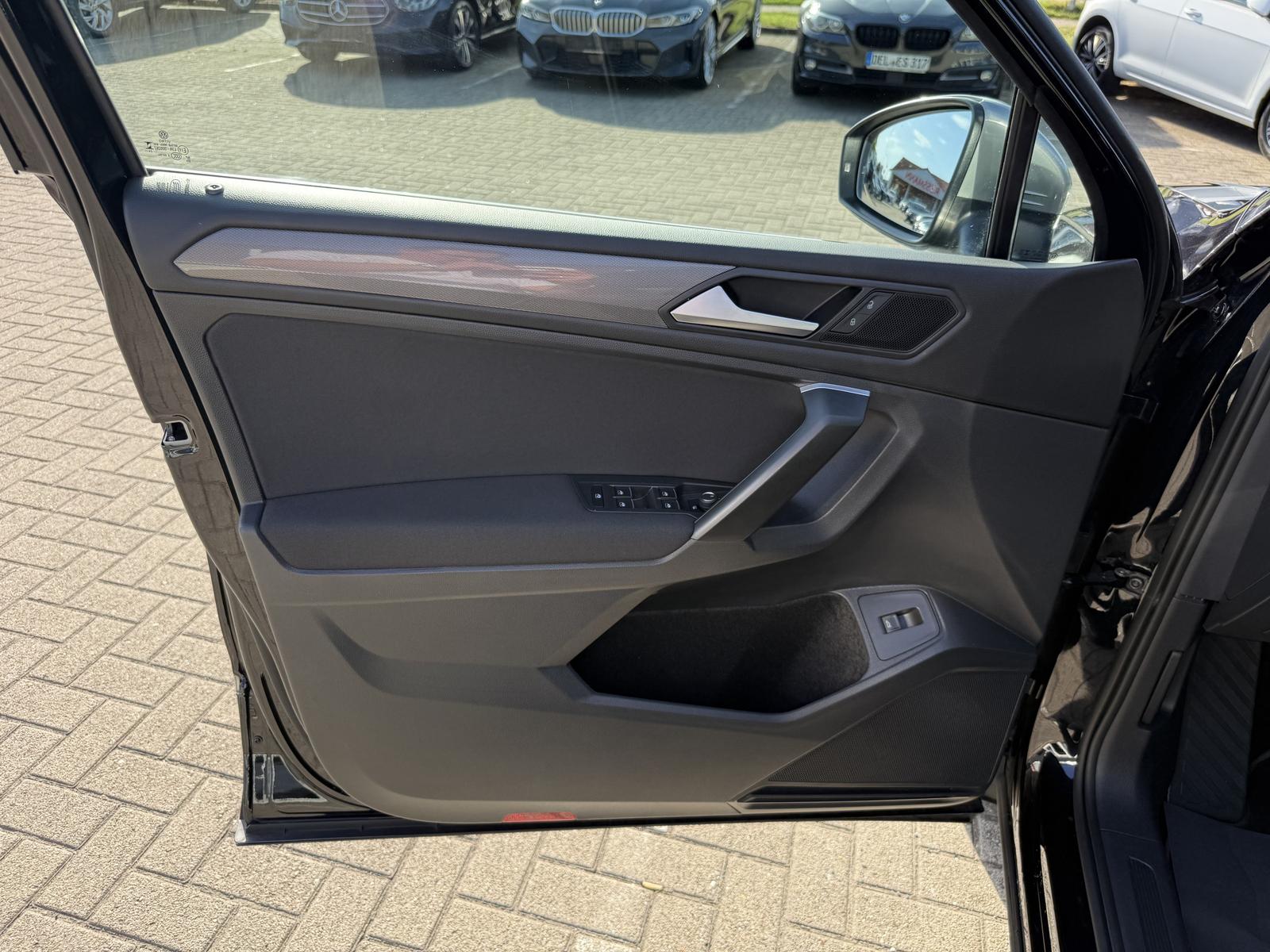 Volkswagen Tiguan Allspace Life,7-Sitzer,Winter,AHK,ACC., миниатюра 16