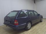 Mercedes-Benz E 300 T W124 Scheckheftgepflegt 2.Hand SD - Mercedes-Benz: Kombi, S124