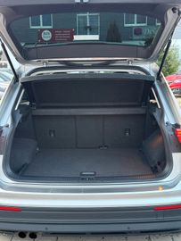 Volkswagen Tiguan - 9