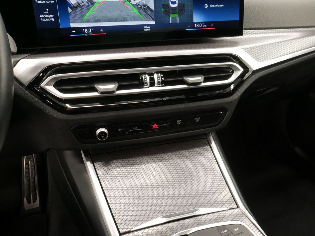 BMW 320 i xDrive M-Sport KAMERA NAVI AHK FACEL. LED foto 11