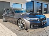 BMW 530 d Touring*LED*LiveCockProf*AHK*Kamera*Leder - BMW 530: Kombi, 530d