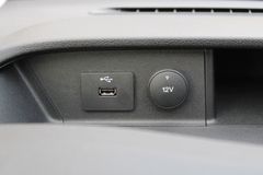 Fahrzeugabbildung Ford Transit 290 L2 H2 TREND 3-Si + KLIMA Top Zustand