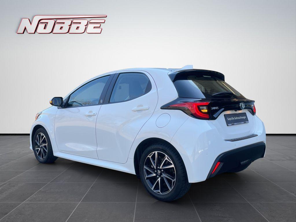 Toyota Yaris Hybrid 1.5 VVT-i Team D *Allwetter+PDC*
