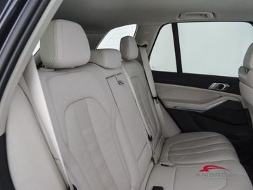 BMW X5 - 11