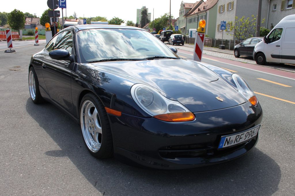 Porsche 996