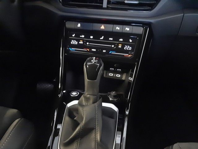 Fahrzeugabbildung Volkswagen T-Roc Black Style 1.5TSI DSG AHK Matrix Massage
