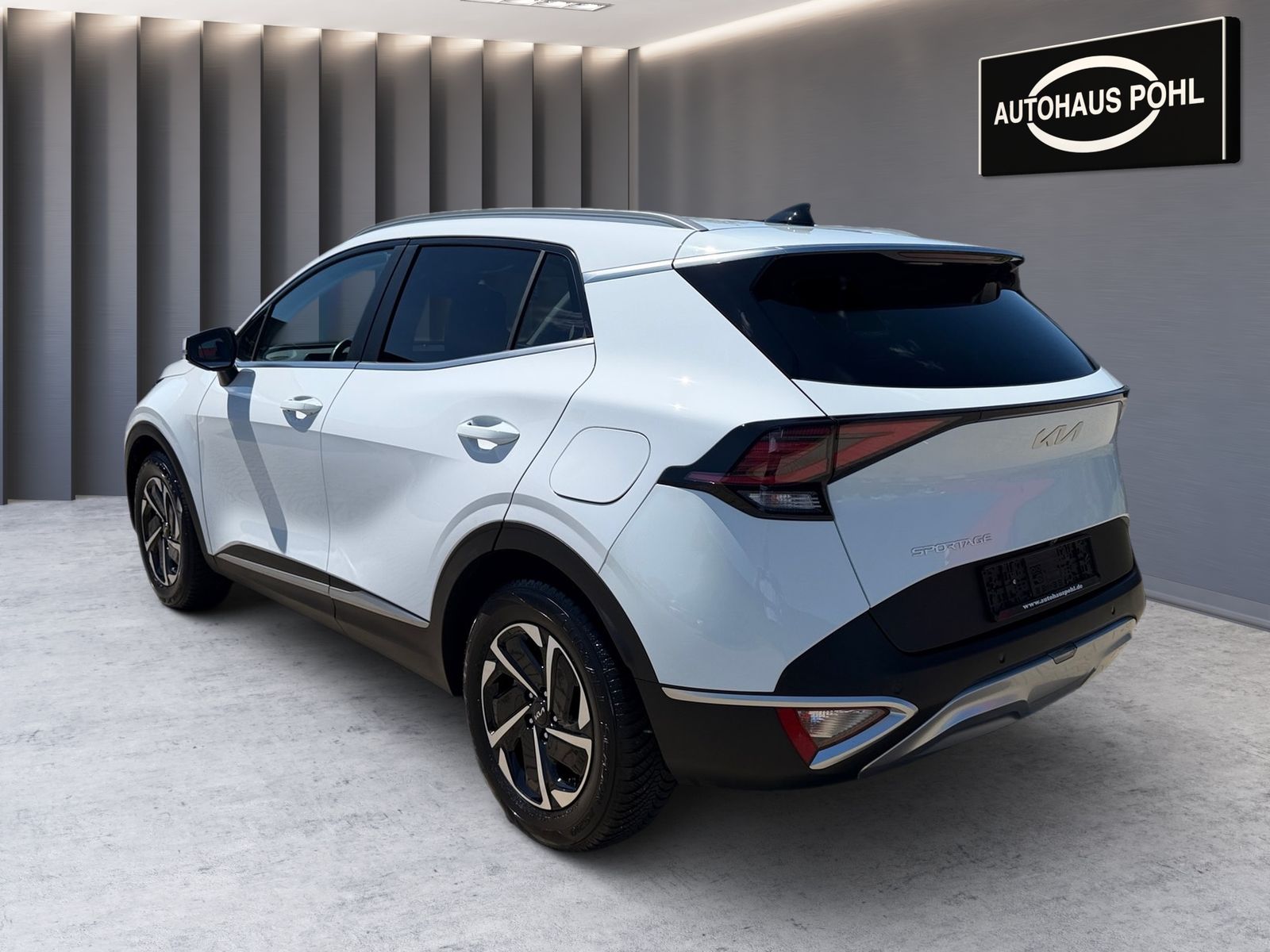 Fahrzeugabbildung Kia SPORTAGE 1.6T 48V 2WD DCT VISION KOM