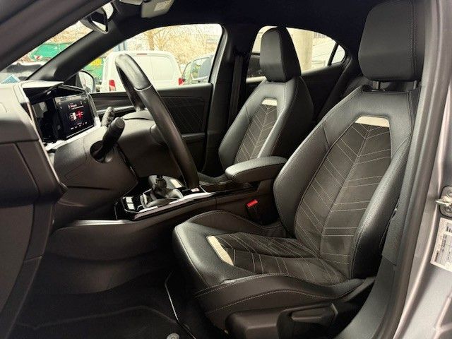 Fahrzeugabbildung Opel Mokka Ultimate 1.2l 130PS Navi/Kamera!