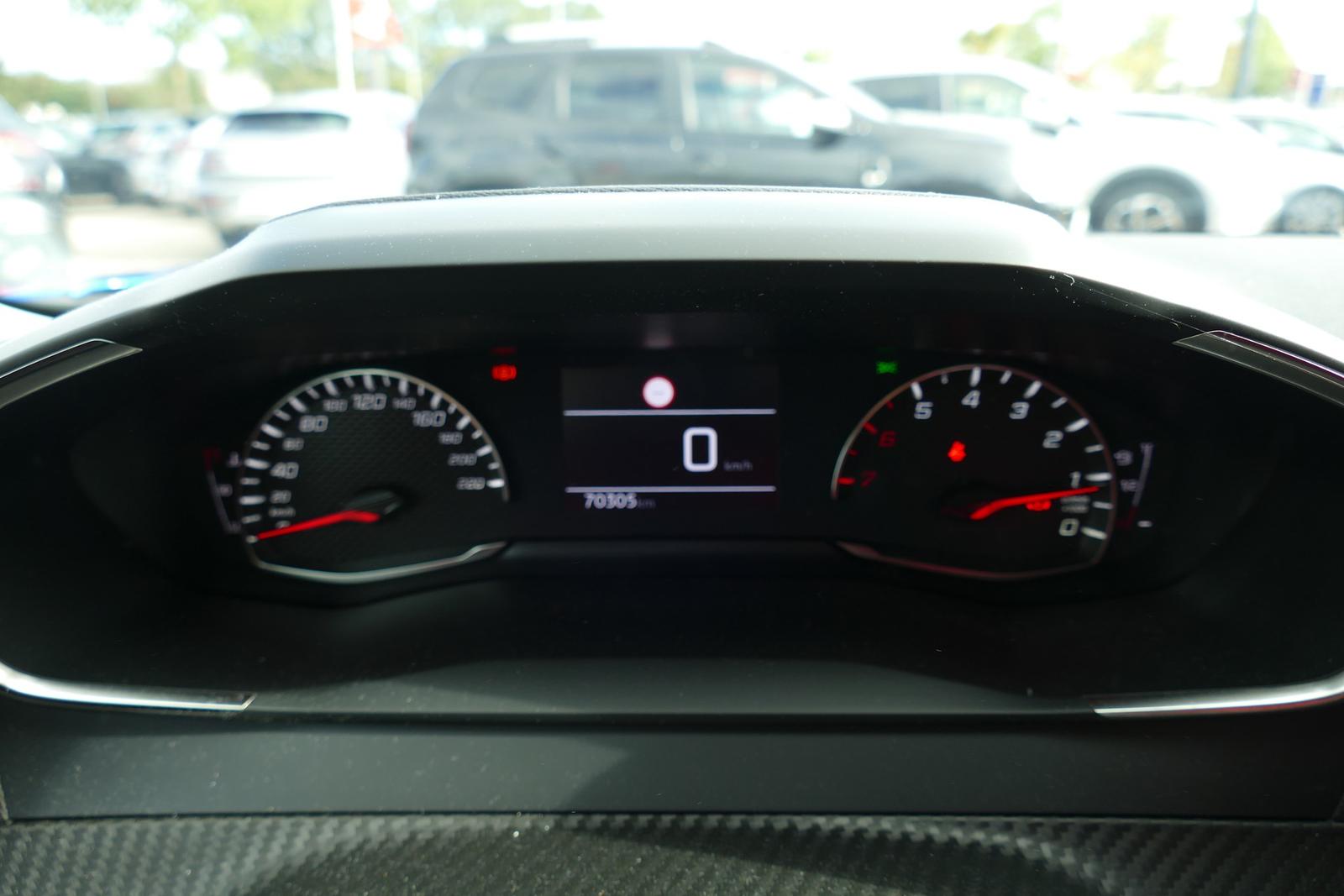 Peugeot 2008 1.2 Android Apple Tempomat Sitzheizung PDC, миниатюра 10