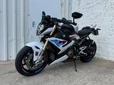 BMW S1000r