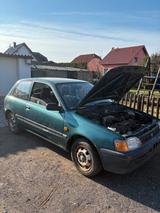Toyota Starlet - Toyota Starlet mit Benzin-Antrieb: Kleinwagen