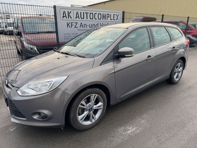 Ford Focus Turnier Sync Edition ATM 68.000 KM WIE NEU