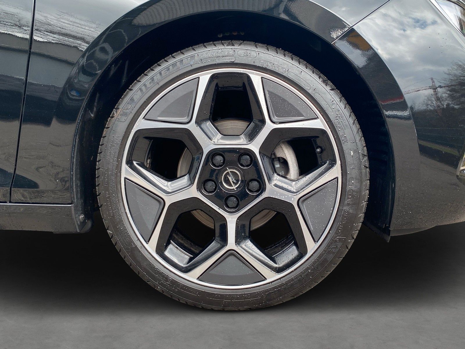 Fahrzeugabbildung Opel Astra 1.2 Turbo 96kW Ultimate Auto