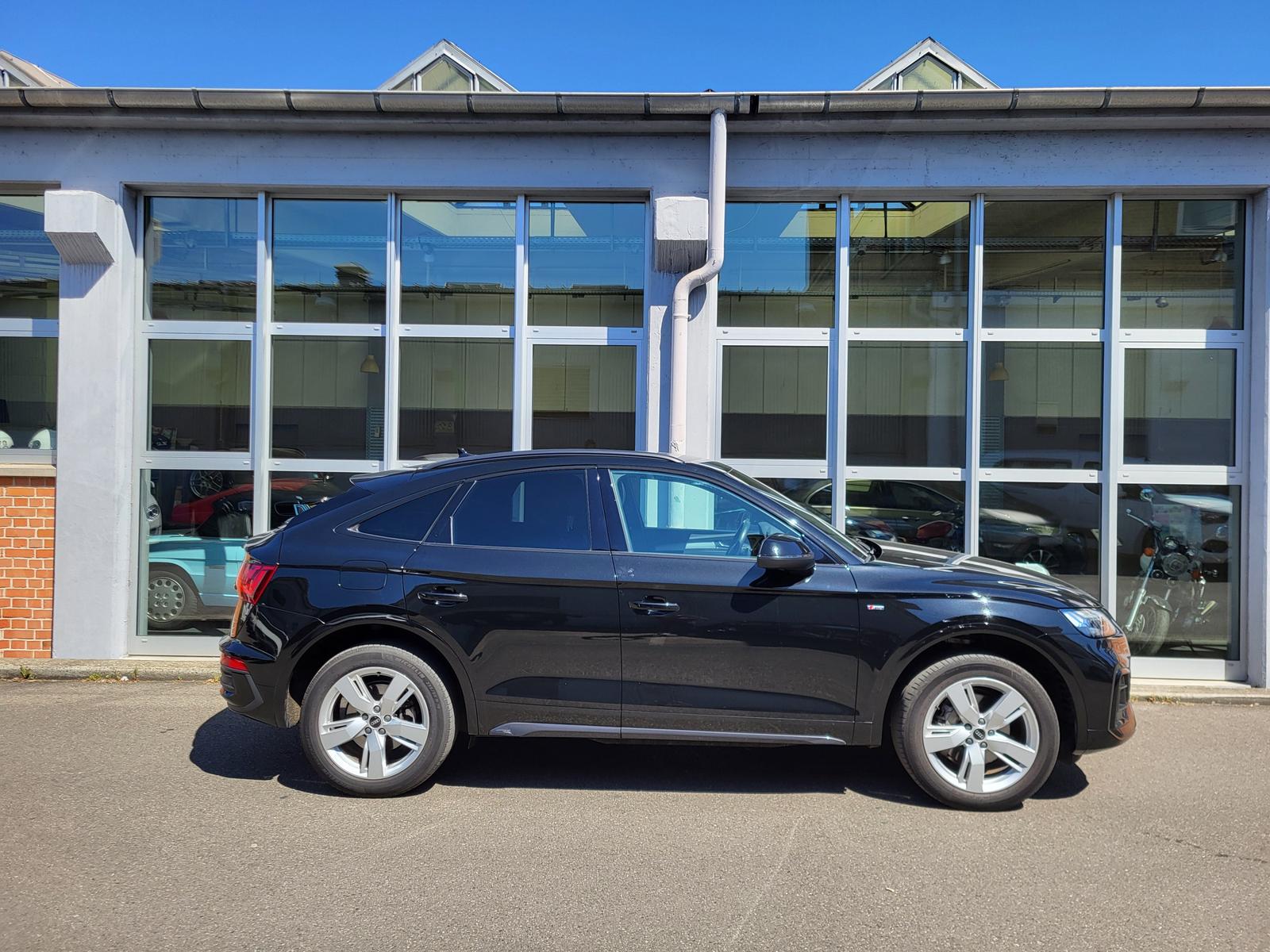 Audi Q5 45 TFSI Sportback quattro S line *1.Hd*