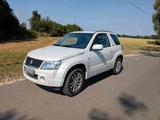 Suzuki Grand Vitara Black & White - gebrauchte Suzuki Grand Vitara aus dem Jahr 2008