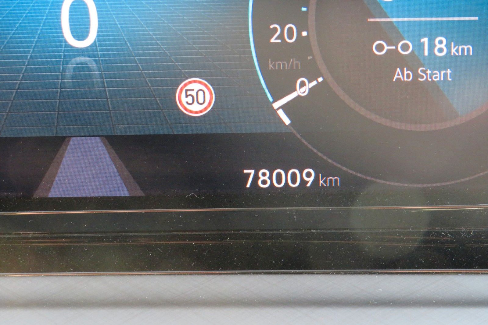Fahrzeugabbildung Volkswagen Golf Variant LIFE DSG NAVI APP ACC SITZH. LED 1H