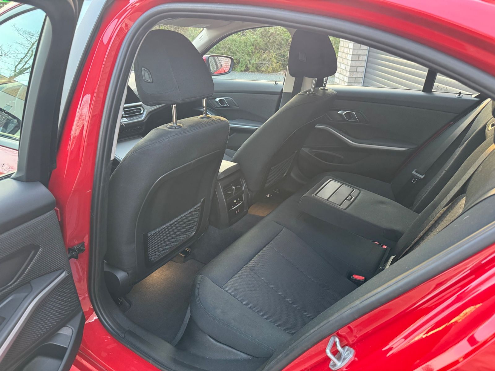 BMW 318 i Advantage Limousine *1 Hand*LED*Automatik* foto 10
