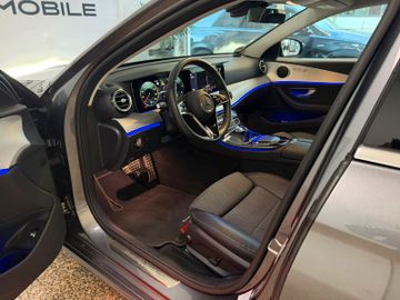 Mercedes E 200 - 12